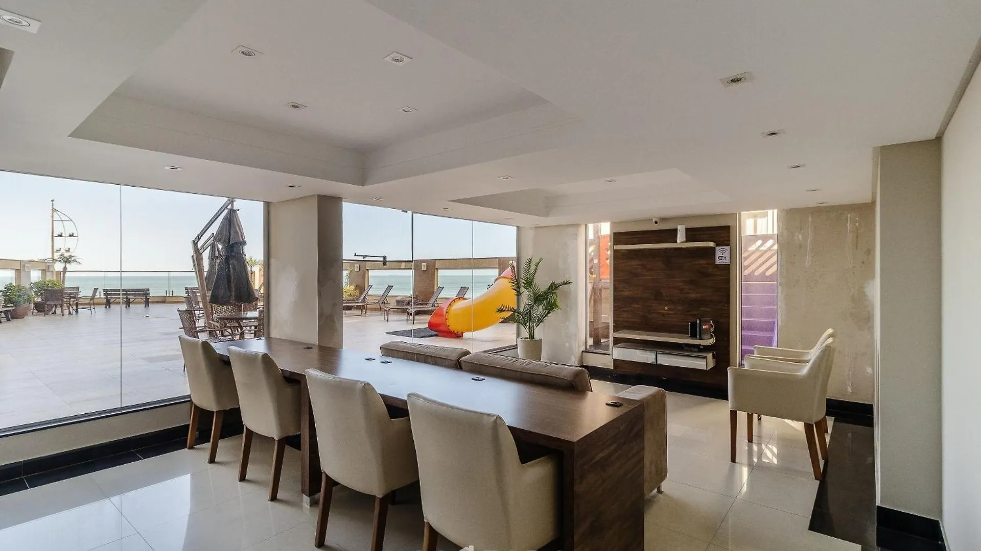 Apartamento Pe Na Areia Com Vista Mar Cet802 Balneário Camboriú